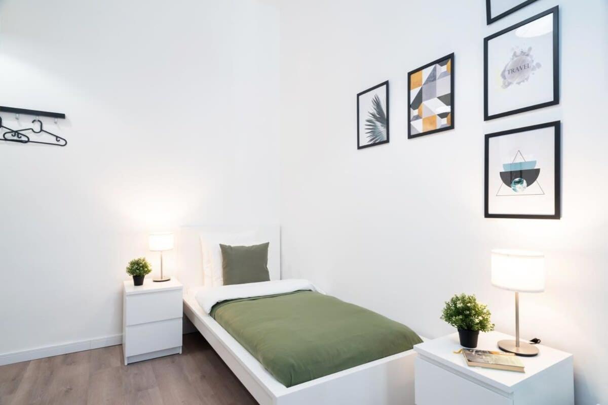 Large Apartment At Perfect Central Location Budapest Exterior foto