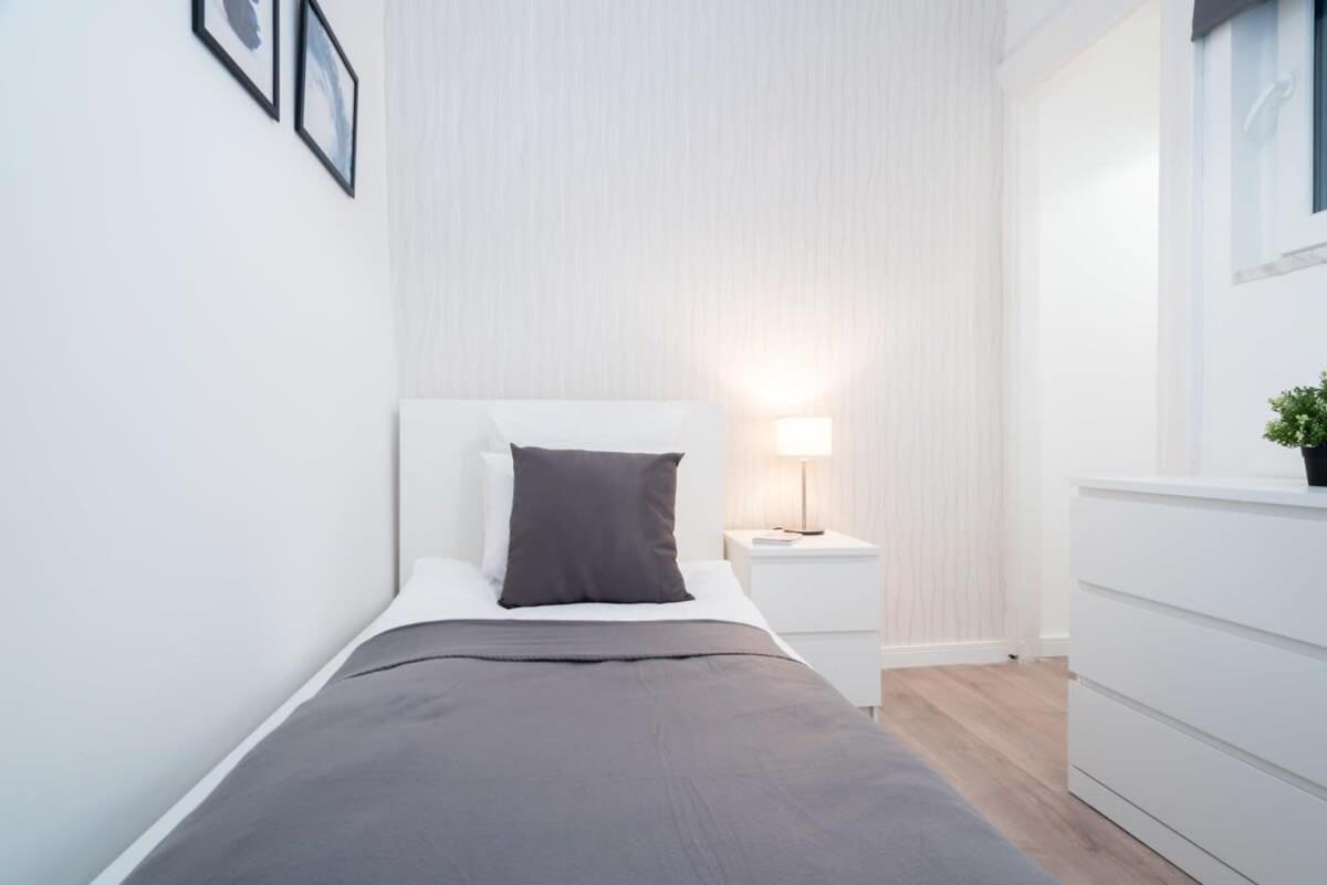 Large Apartment At Perfect Central Location Budapest Exterior foto